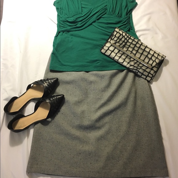 Vintage Gap wool skirt with subtle sparkles - Picture 2 of 8